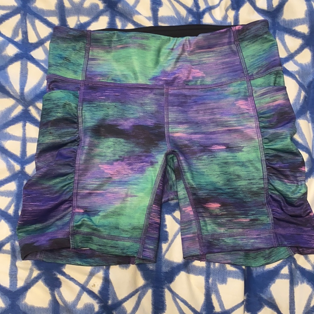 Lululemon bike shorts